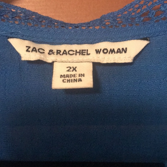 Zac & Rachel Plus Top - Picture 2 of 6